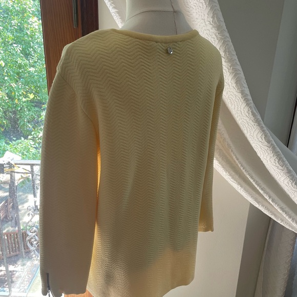 European Knit Yellow Luxury Zip-Up Sweater Like St John EUC Beautiful Large - Picture 9 of 10